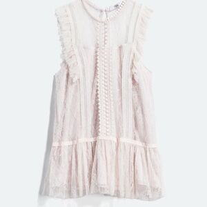 Q&A Baily Lace Overlay Blouse